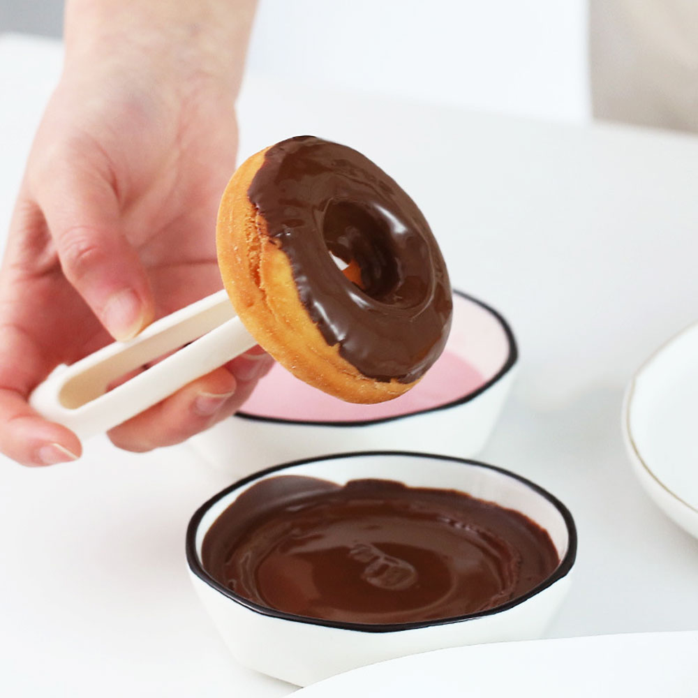 Ốp Thế Giới Món Tráng Miệng Bá - đánh giá và giá Donut Mold Silicone