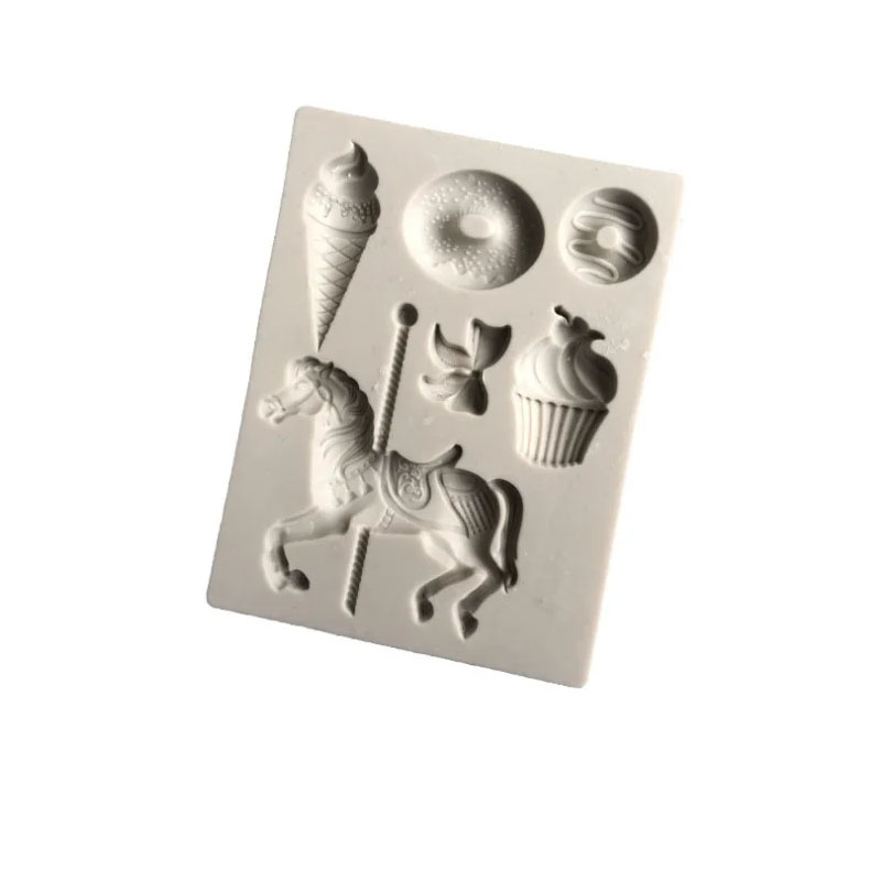 Con Ngựa Thành Troia Kem Dough - đánh giá và giá Donut Mold Silicone